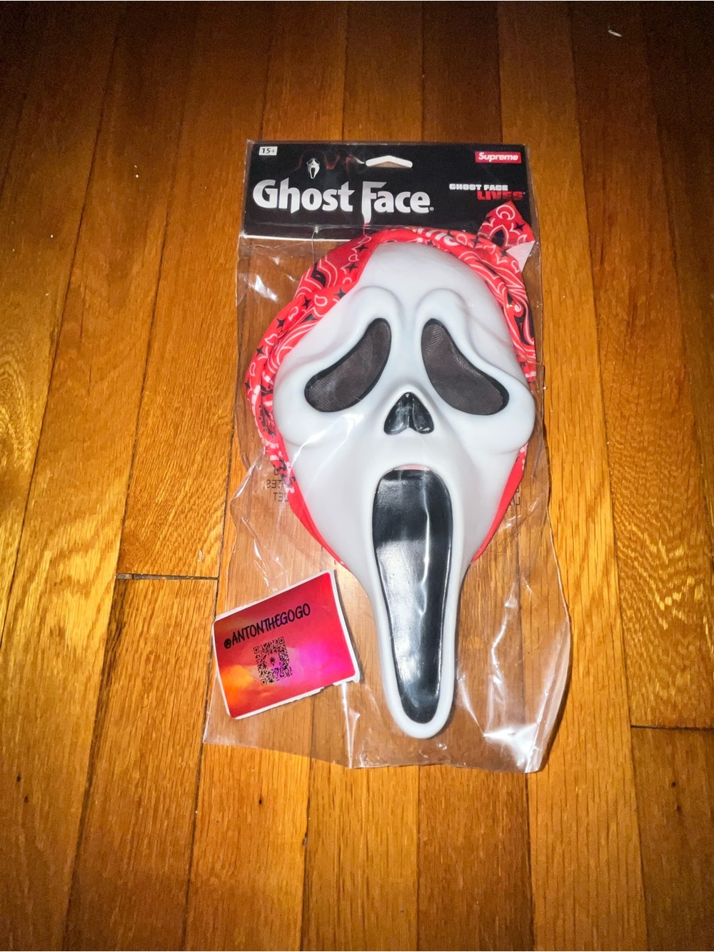 Supreme Ghost Face Scream Mask Red Paisley Bandana SS26 New
